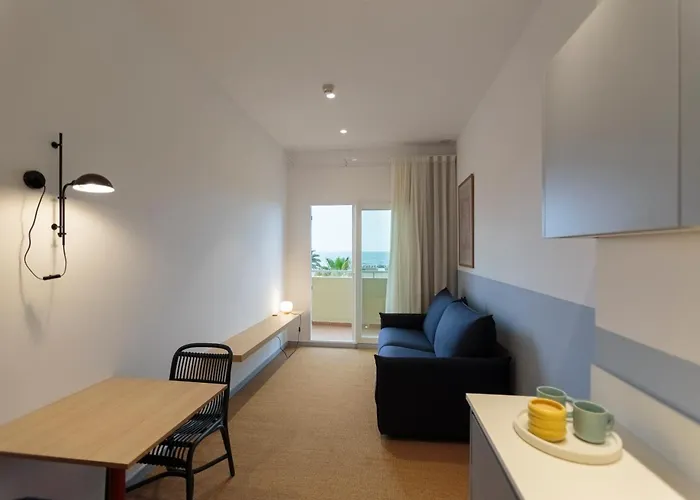 Miramar Hotel