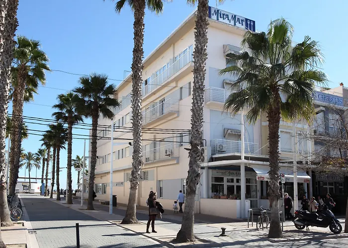 Miramar Hotel 2*