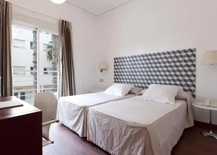 Miramar Hotel 2*