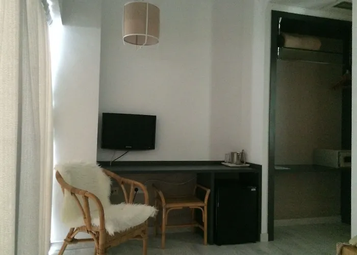 Miramar 2*